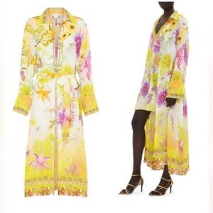 NWOT Camilla How Does Your Garden Grow Silk Floral Coverup
